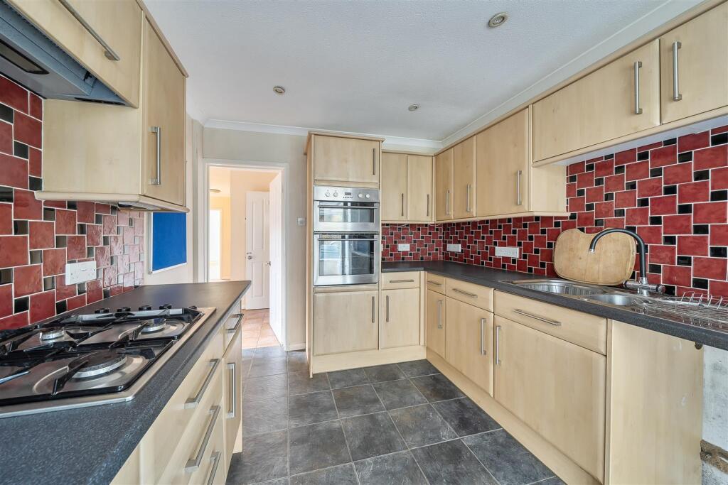 House in Axminster - View 3