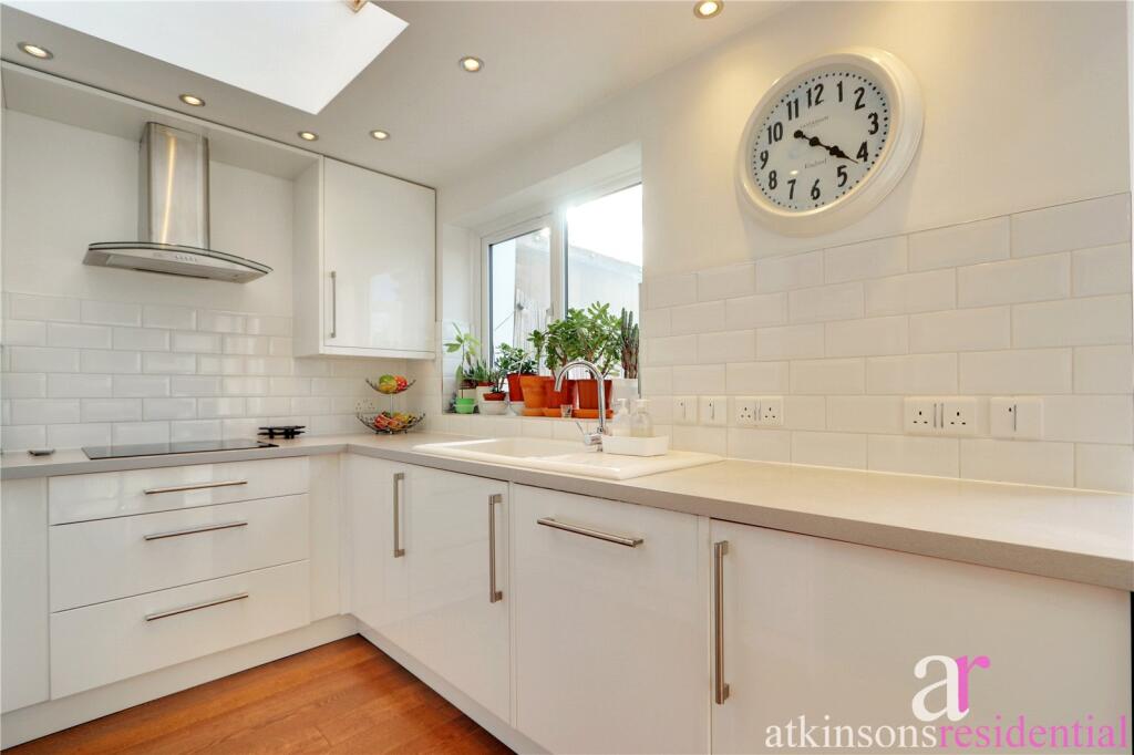 House in Enfield - View 3