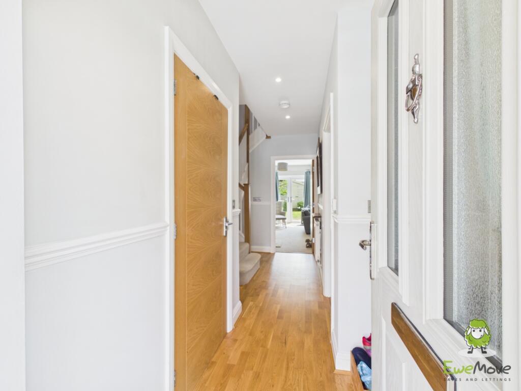 House in Basingstoke and Deane, Kings Furlong - View 2