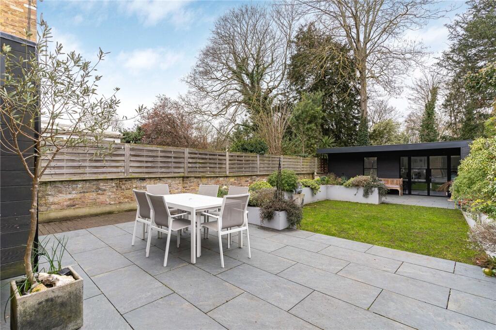 Main image of property: Church Road, London, W7
