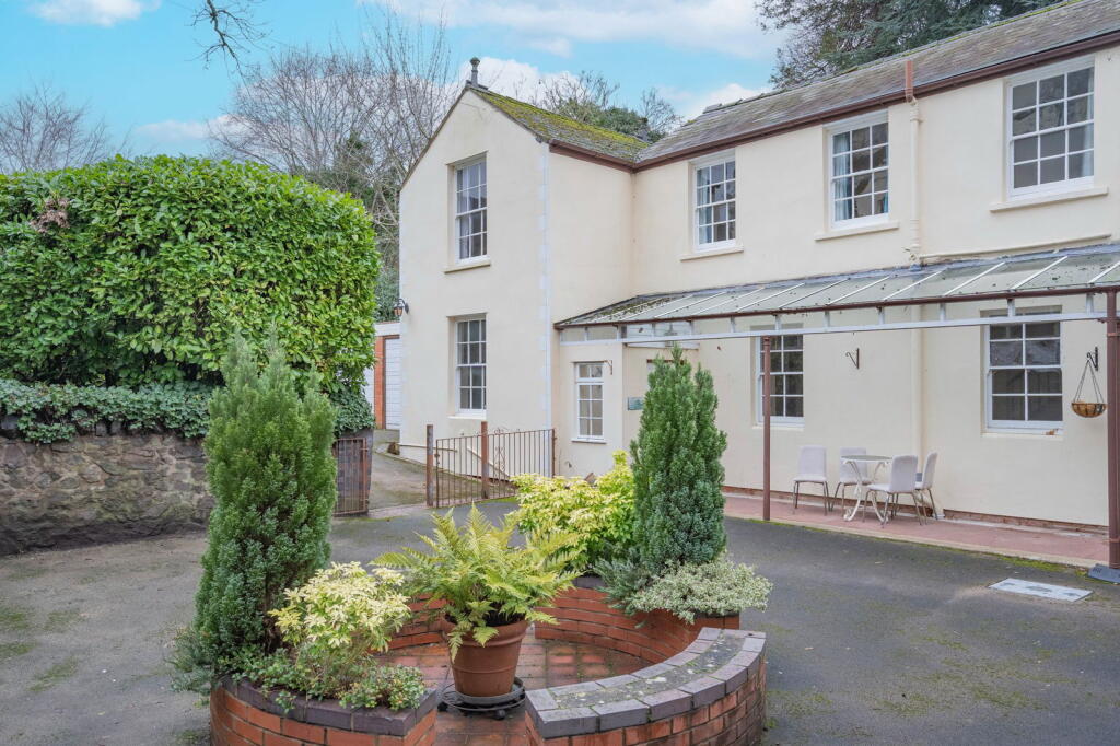 Main image of property: Albert Road South, Malvern, Worcestershire, WR14