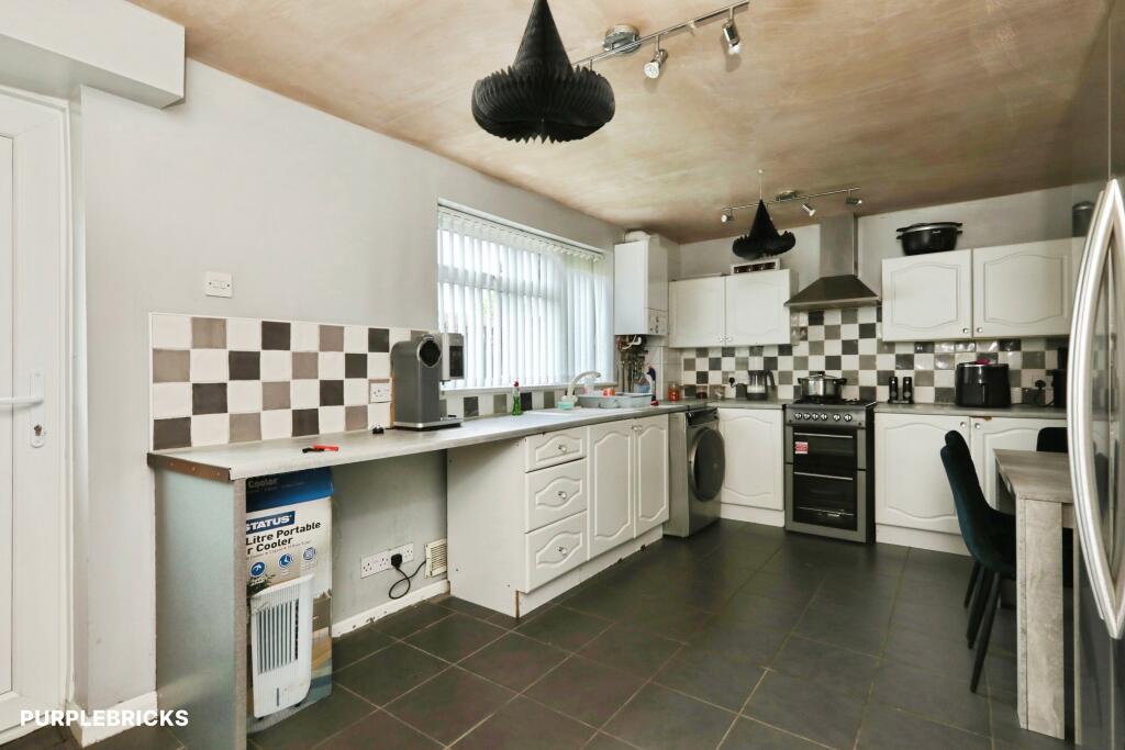 House in Doncaster - View 4