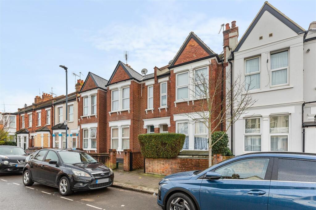 Main image of property: Essex Road, London