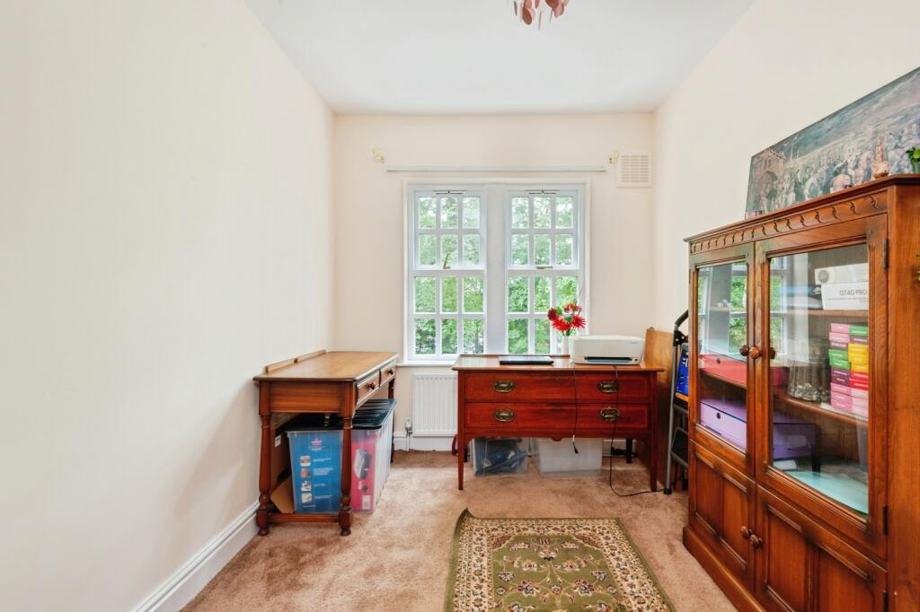 Apartment in Warrington - View 5