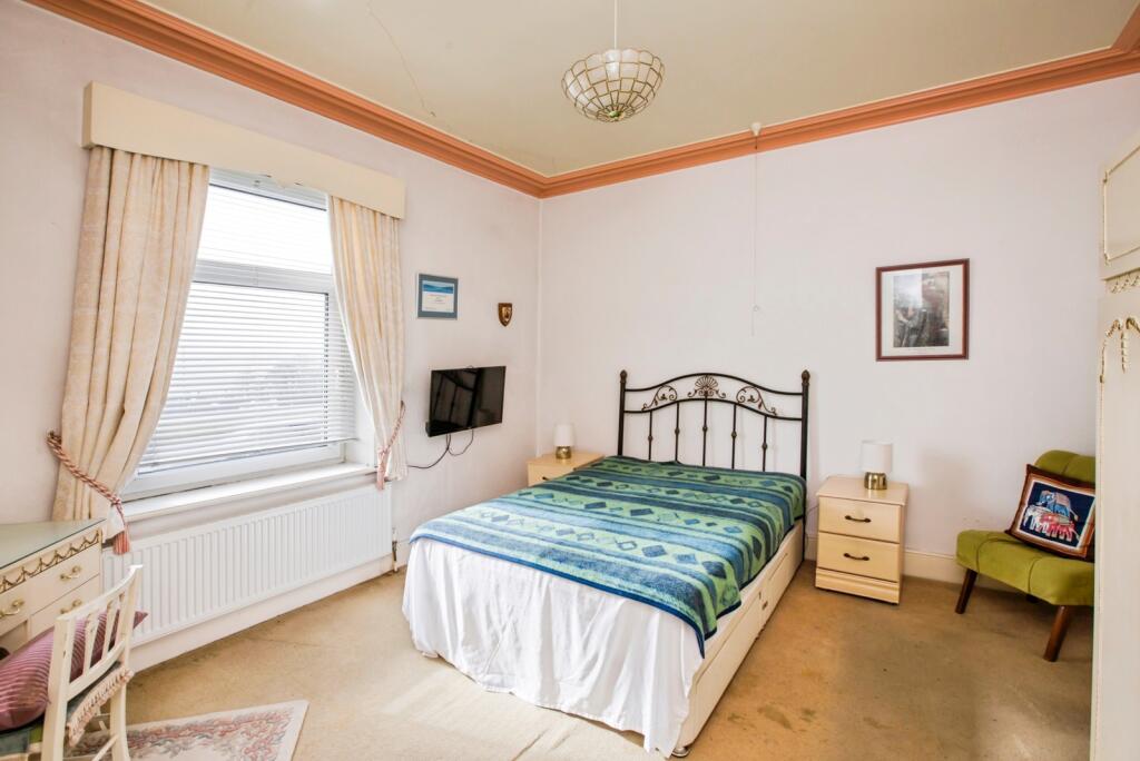 College Terrace, Halifax, West Yorkshire, HX1 - View 5