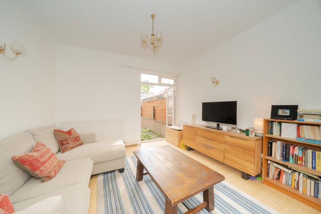 House in London - View 3