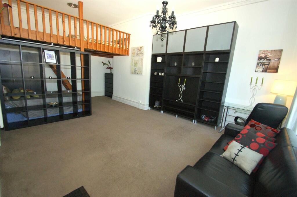 Main image of property: Westhill Terrace, Chapel Allerton, Leeds