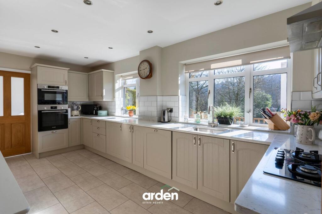 Additional image 6 of Groveley Lane, Cofton Hackett, B45