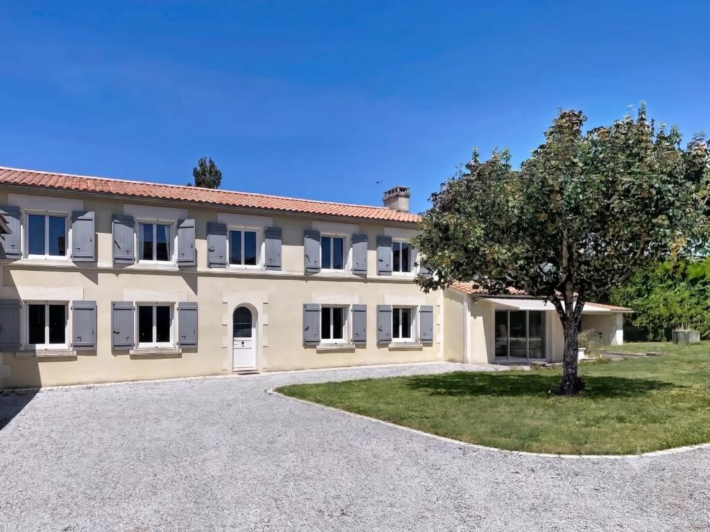 Main image of property: Poitou-Charentes, Charente-Maritime, Ste-Lheurine