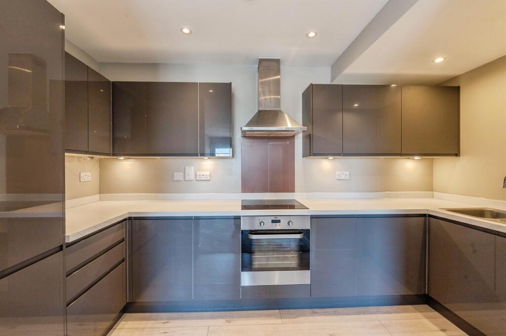 Main image of property: Victoria Avenue, Southend-On-Sea