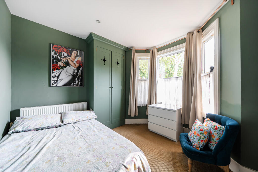 Apartment in London - View 5