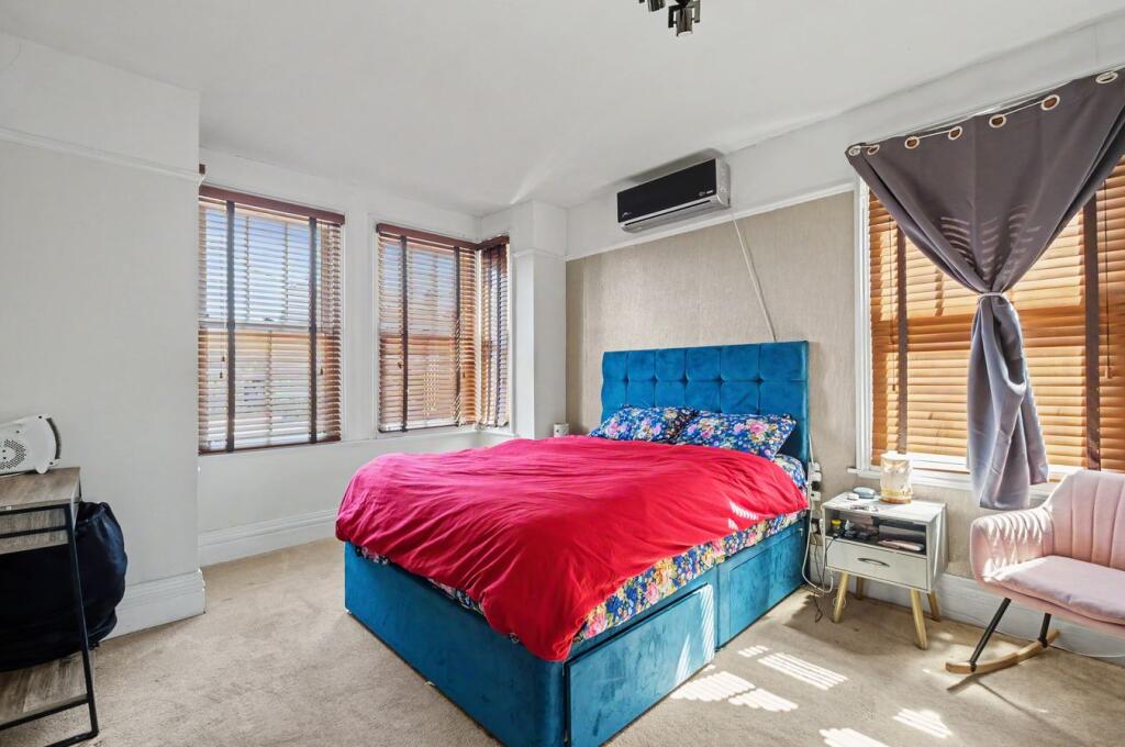 Apartment in Chelmsford, Parsonage Green, Broomfield - More