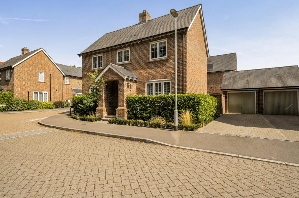 Main image of property: Buchanan Way, Binfield, Bracknell, Berkshire, RG42