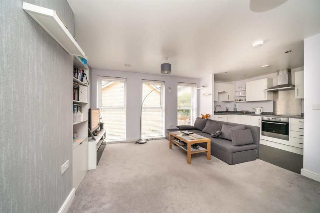 Main image of property: Ebberns Road, Drew Court, HP3