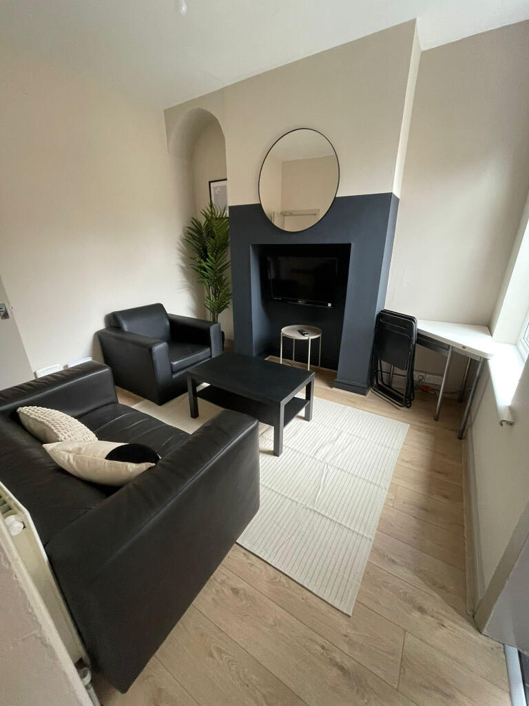 Main image of property: Bethnal Green, Hull
