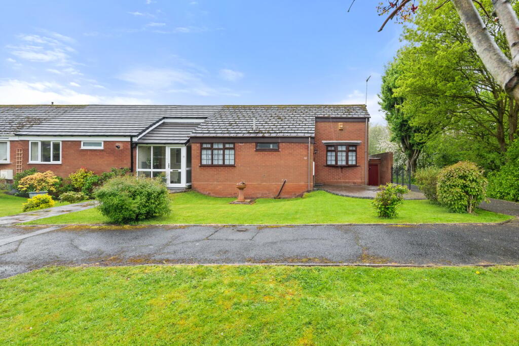 Main image of property: Riverside Gardens, Henley-in-Arden, Warwickshire, B95