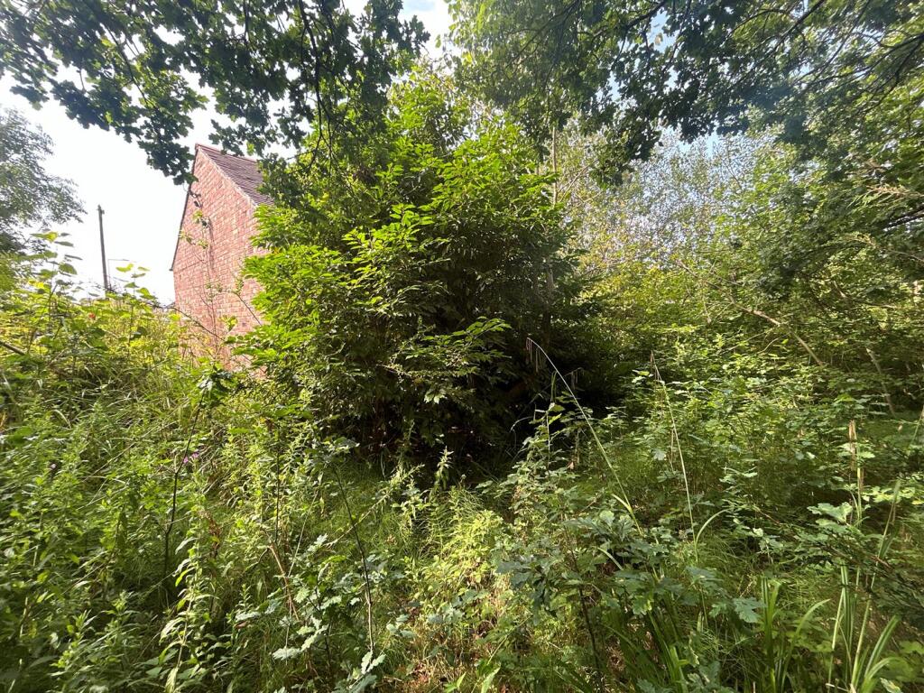 Shirley Avenue, Heald Green, Cheadle photo 3