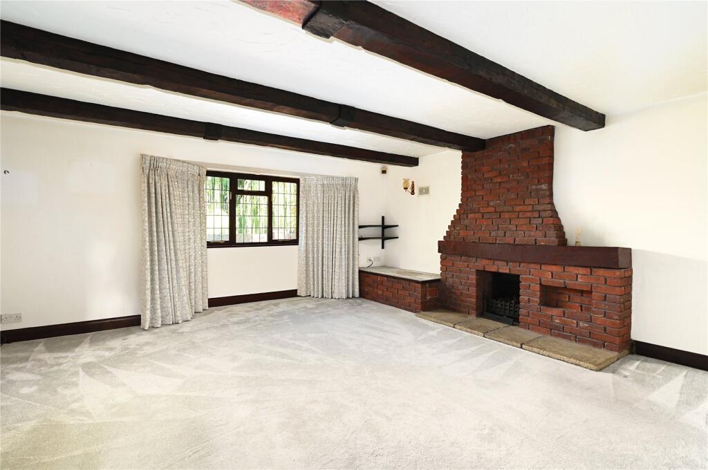 House in Twickenham - More