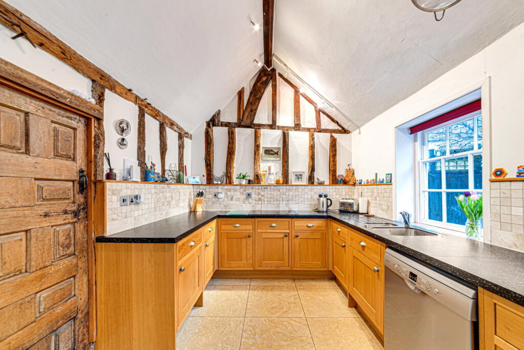 House in Tonbridge - View 2