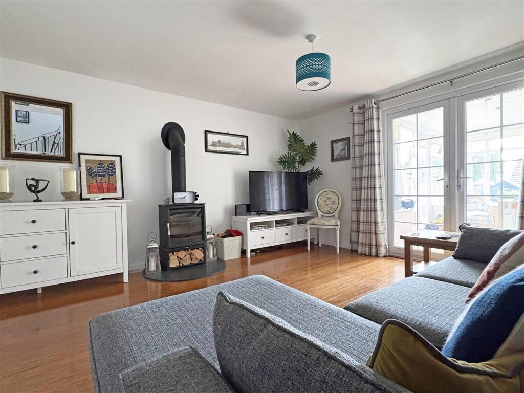 House in Chelmsford - View 2