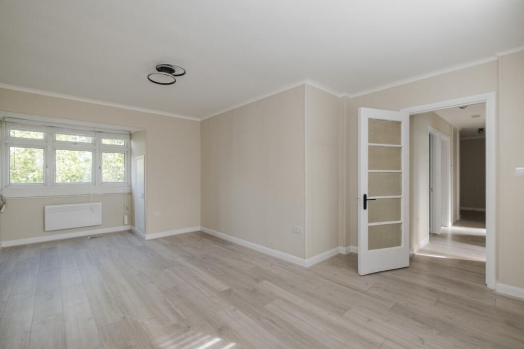 Main image of property: Green Lanes Hackney N4