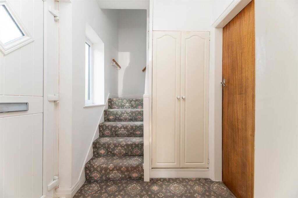 House in Otley, West Chevin - More