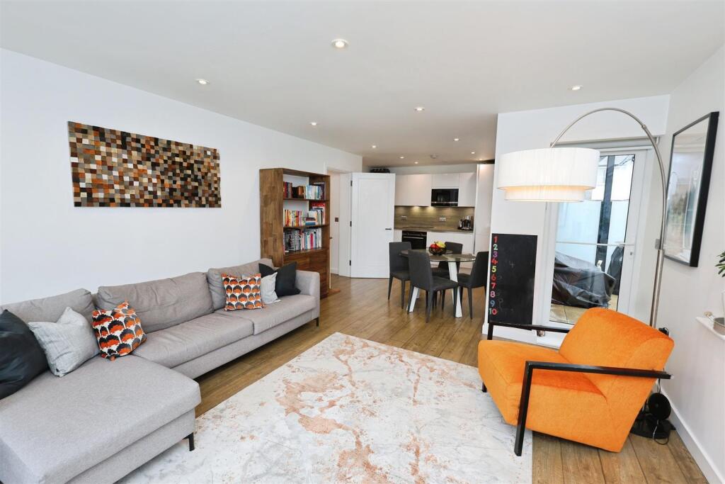 Apartment in Sevenoaks, Dunton Green - View 4