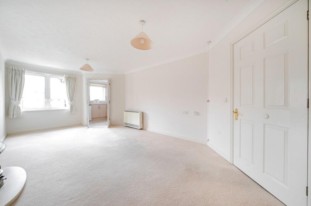 Stockbridge Road, Chichester, PO19 - View 3