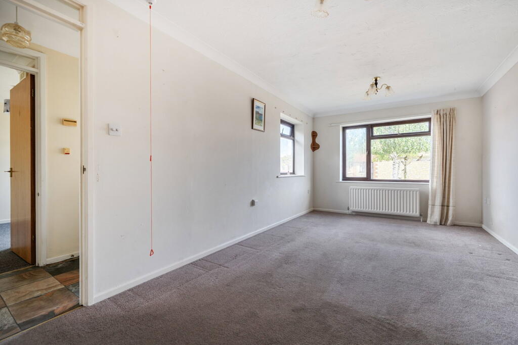 House in Taunton - View 5