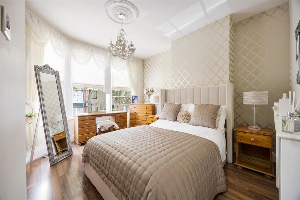 House in London, Upton Park - View 5
