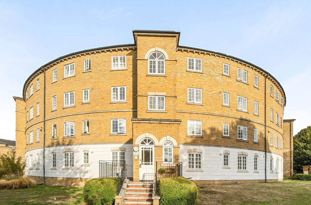 Main image of property: Gilbert Close, Greenwich, London, Woolwich, SE18