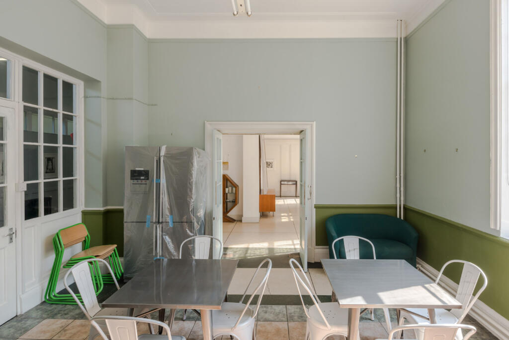 Additional image 4 of 10 Stallard Street, Trowbridge, Wiltshire, BA14