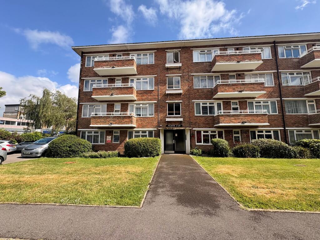 Main image of property: Lumsden Mansions, Shirley Road, Southampton