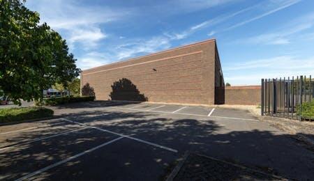 955 Yeovil Road 2.jpg