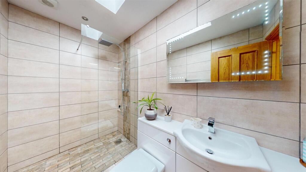 House in Llandudno, Llandderfel - View 5