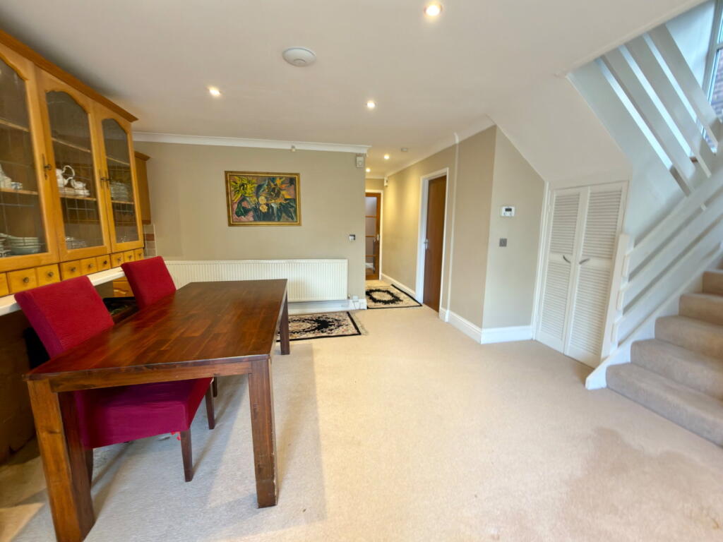 House in Harrow - View 5