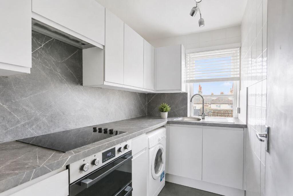 Apartment in Brighton, Kemptown - View 3