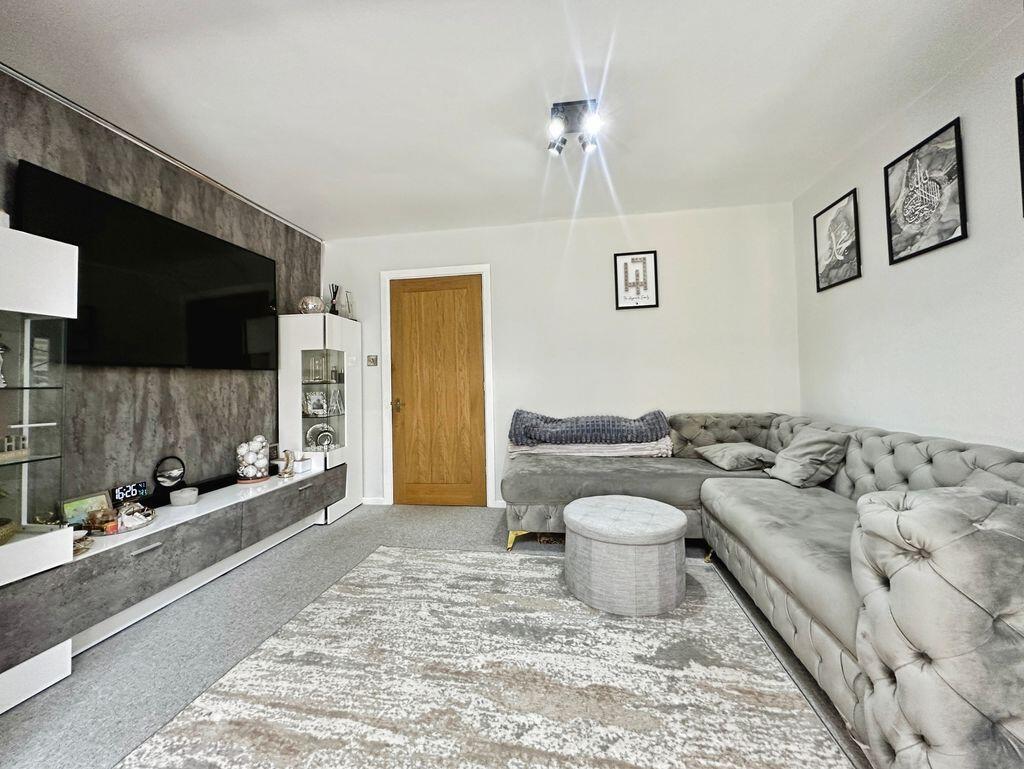 Whitefield Road, Bury - View 4