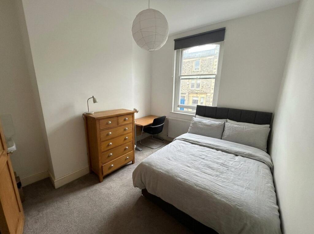 8 bedroom house for rent