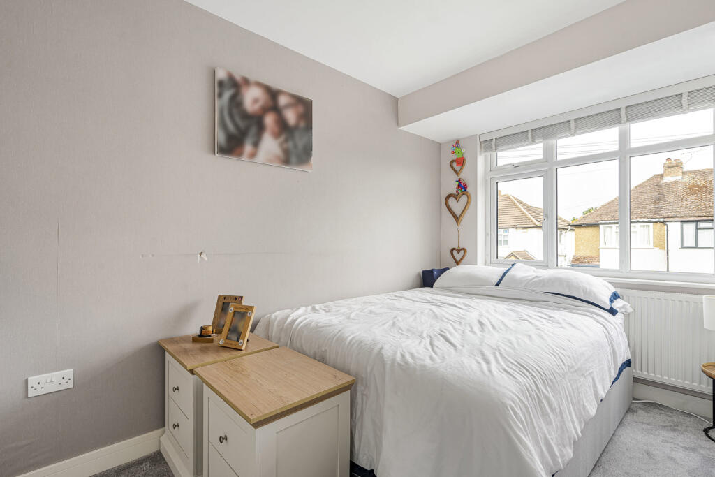 House in Twickenham - View 4