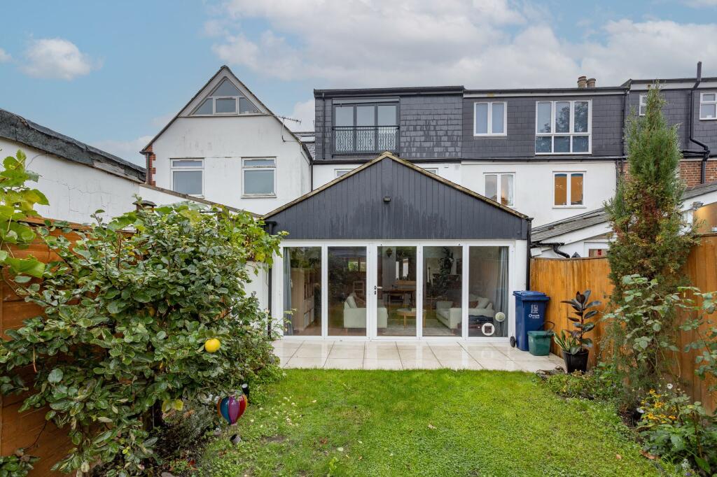 3-bed terraced on Vicarage Road, Oxford, OX1, £725,000