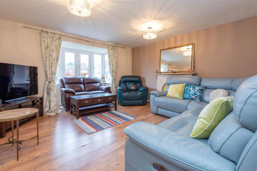 Topaz Way, Chorley photo 3