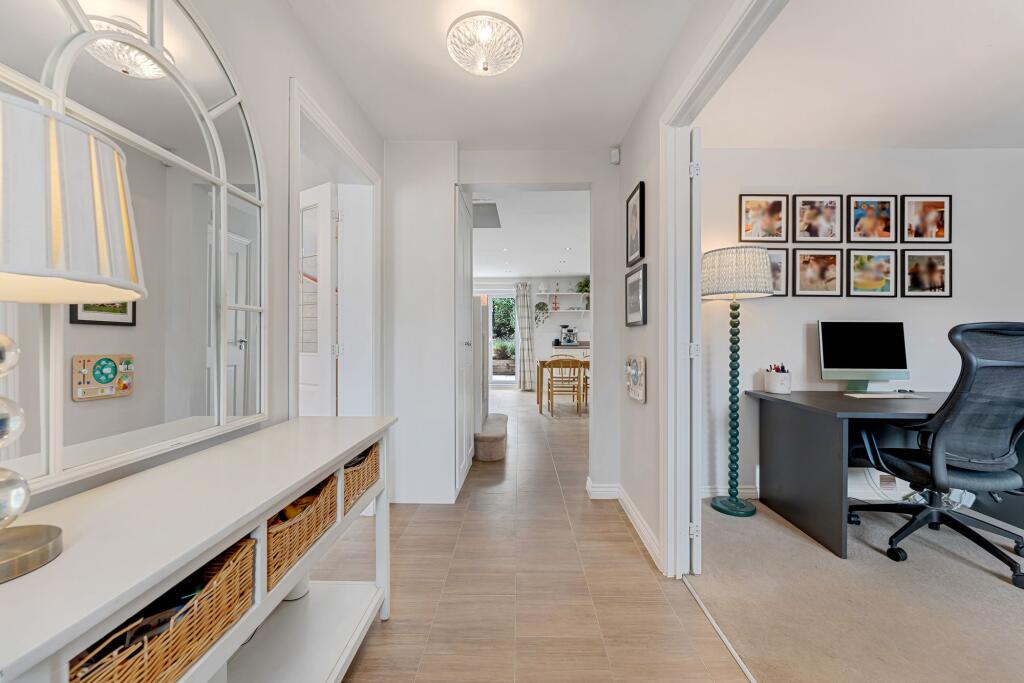 House in Cuddington, Cheshire West and Chester - View 3