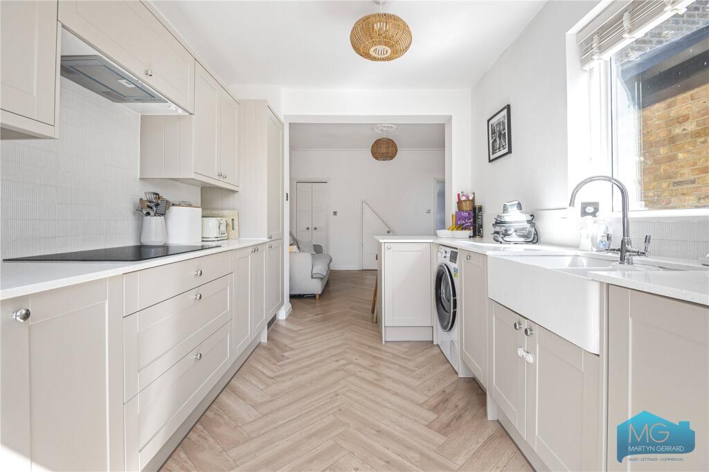 House in London - View 5