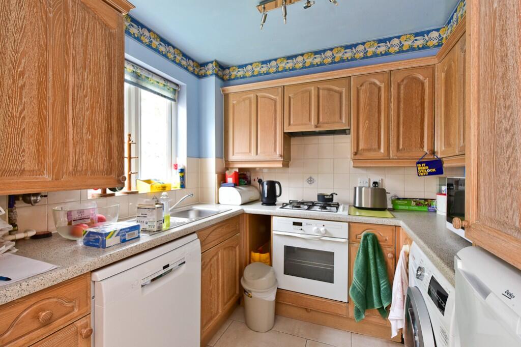 Apartment in London - View 5