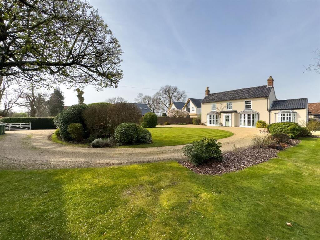 5-bed detached on The Street, Rushmere St. Andrew, £950,000