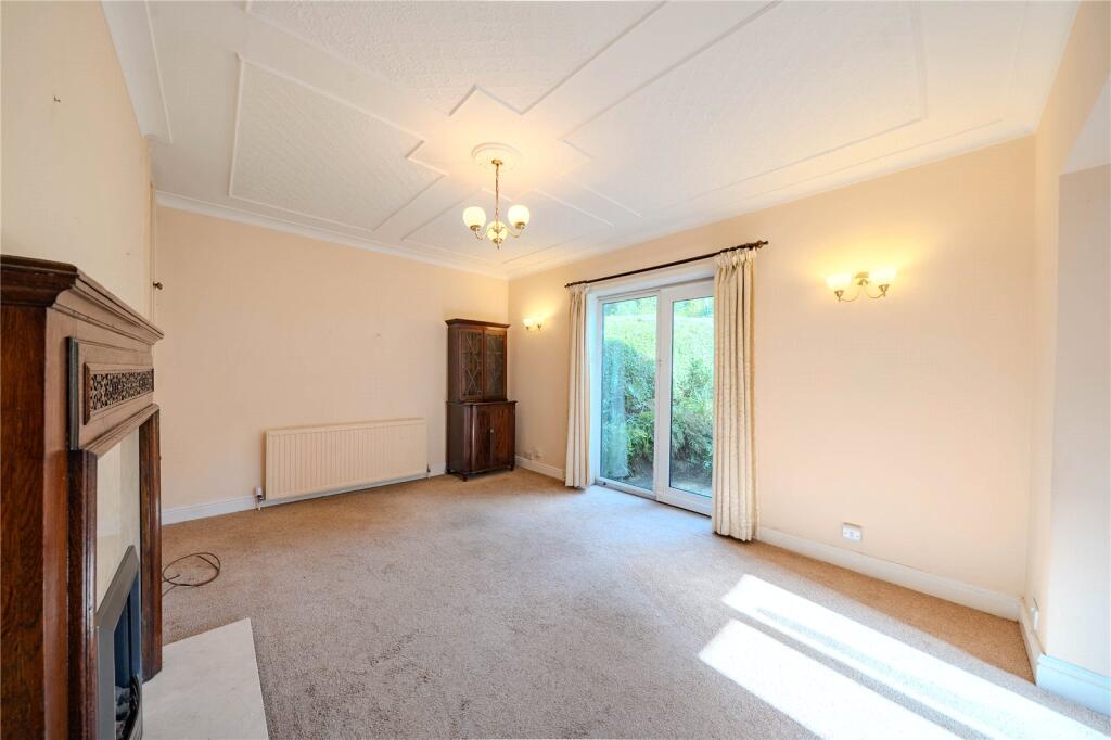 House in Leeds, West Yorkshire - View 5