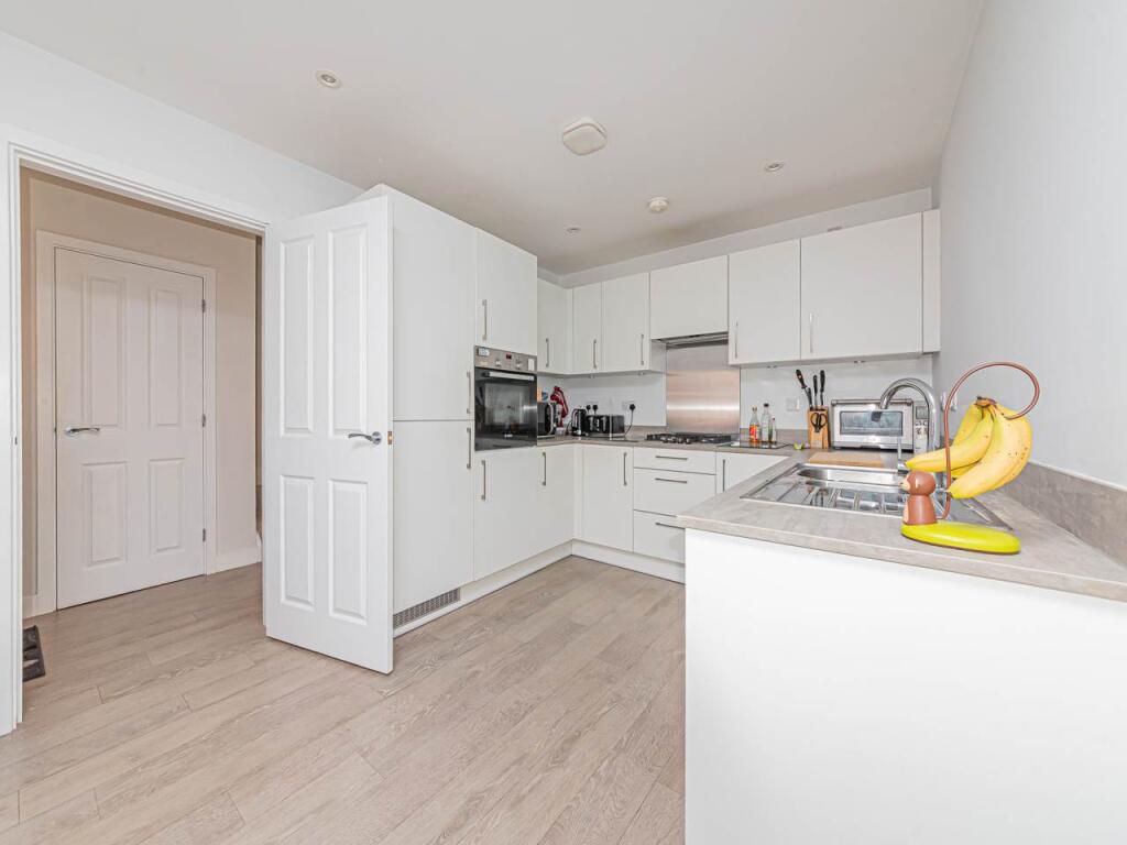 House in Reading - View 2