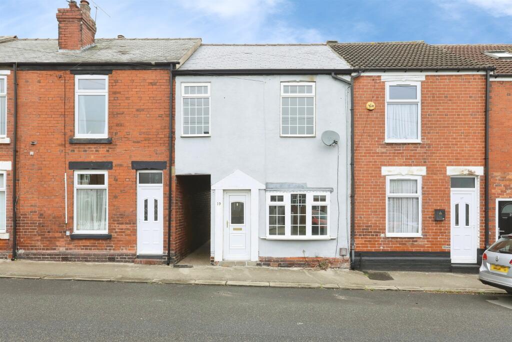 House in Rotherham, Bramley - View 3