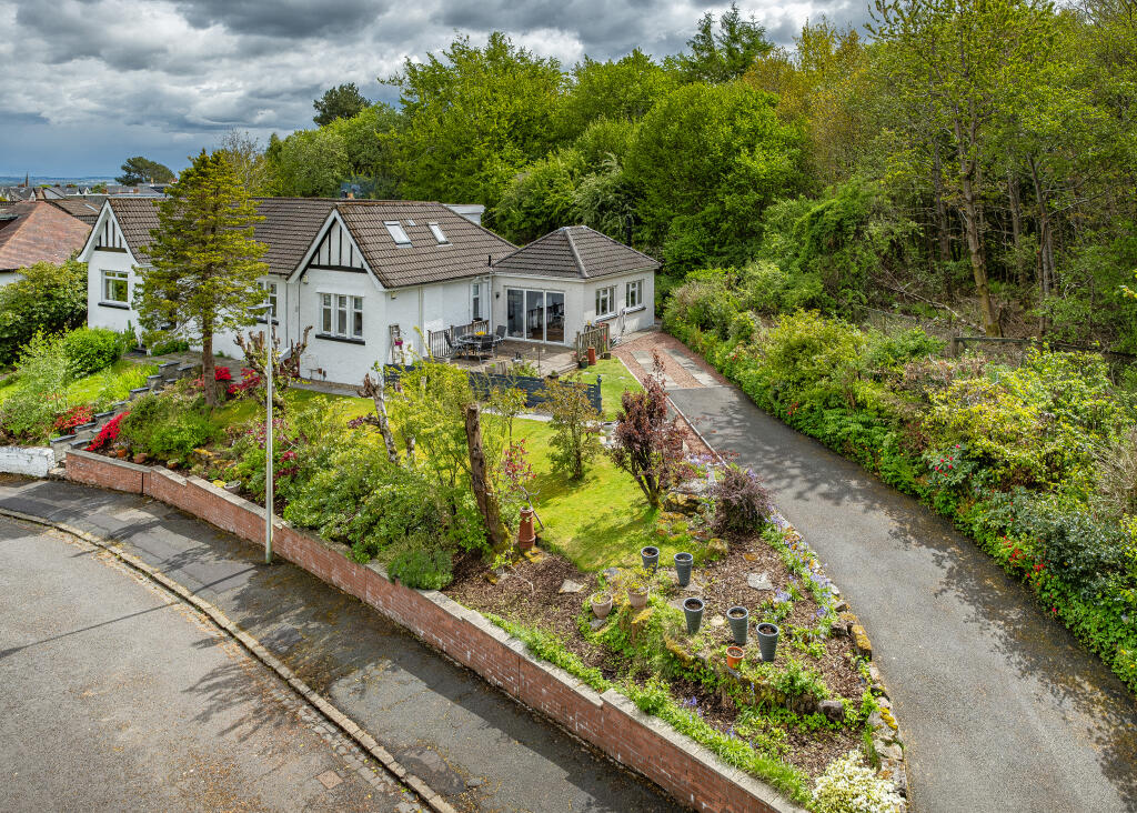 Main image of property: 22 Douglas Drive, Cambuslang, Glasgow, G72